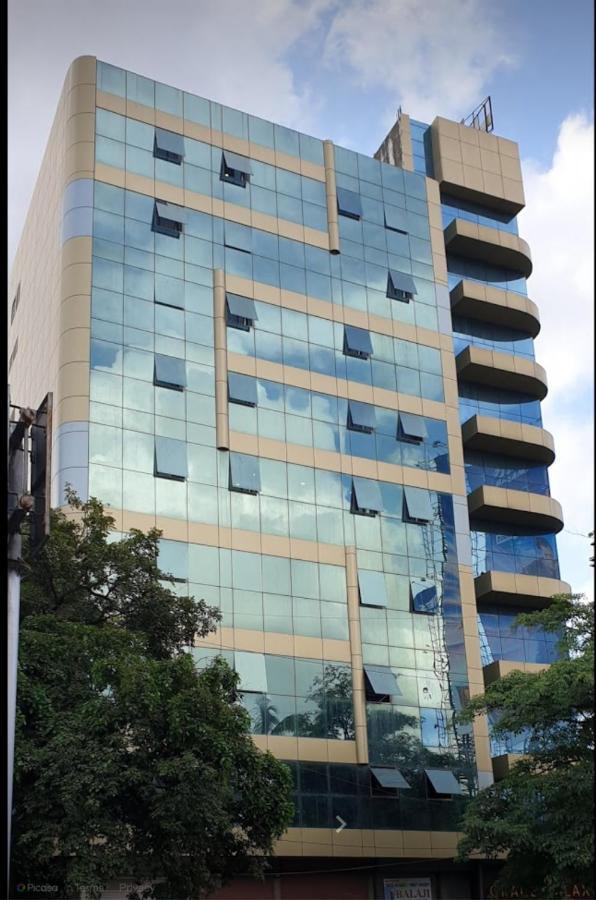 Hotel Grace Galaxy Bombaj Exteriér fotografie